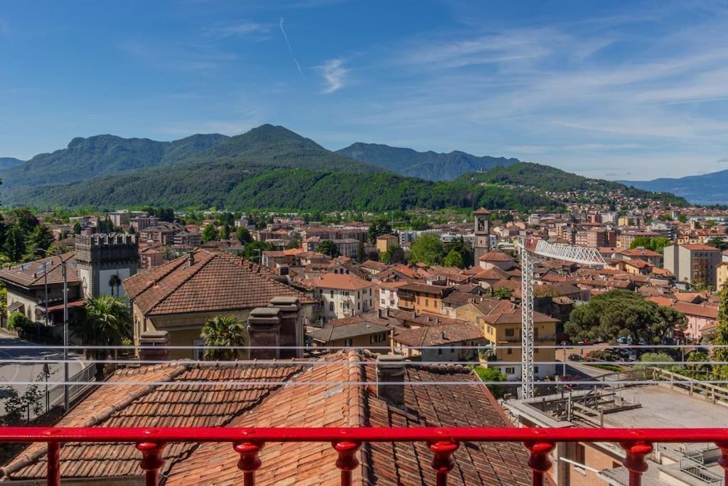Appartamento Vista Lago Luino Exteriör bild